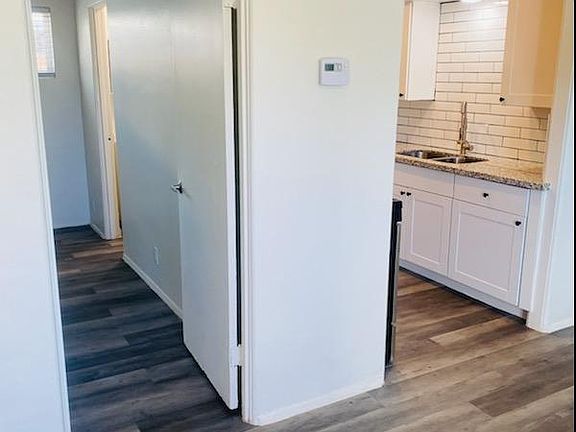 5th image of 920 E Montebello Ave #6