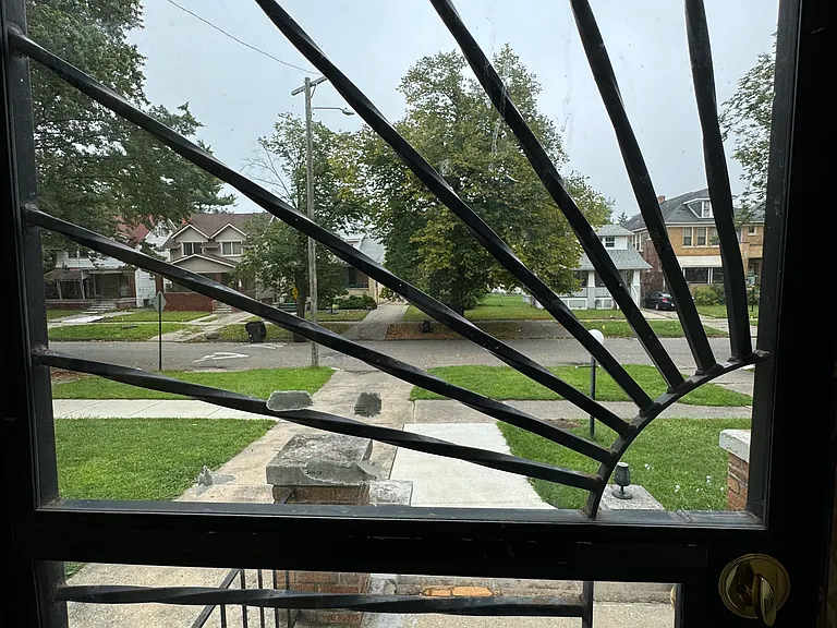 15537 Normandy Ave #2 — Photo 4
