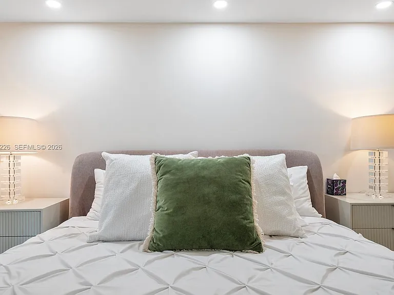 17555 Atlantic Blvd #508 — Photo 13
