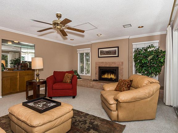 4th image of 1190 Solar Heights Dr