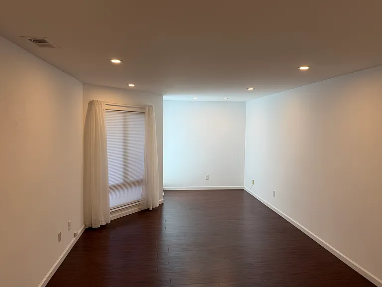 820 Sea Spray Ln #205 — Photo 17
