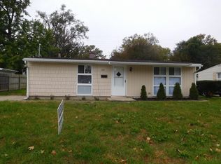 1307 Manchester Dr, South Bend, IN 46615