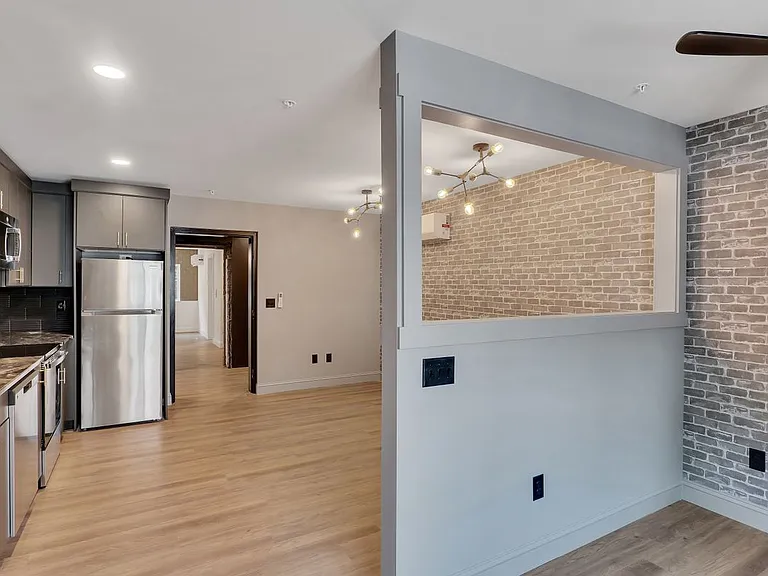 36 Pawling Ave #203 — Photo 2