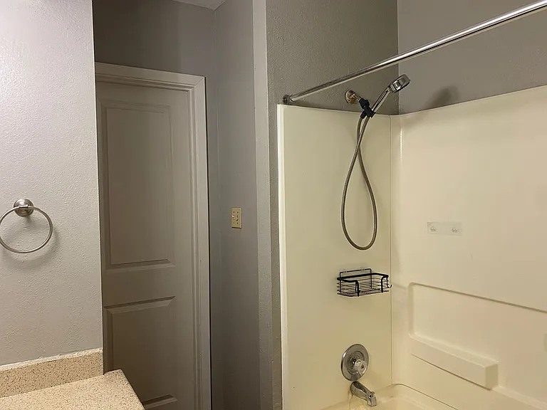 322 Recoleta Rd #201 — Photo 7