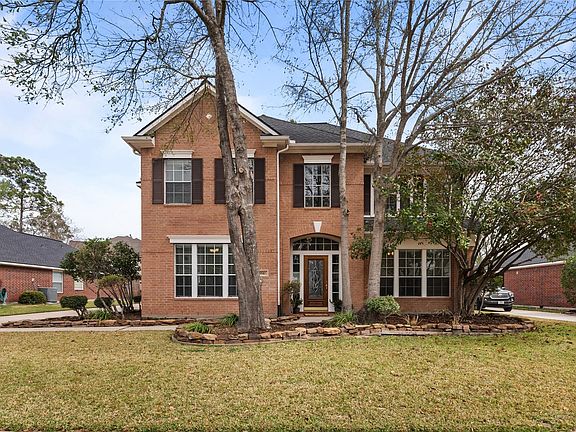 2nd image of 25510 Cedar Springs Pl