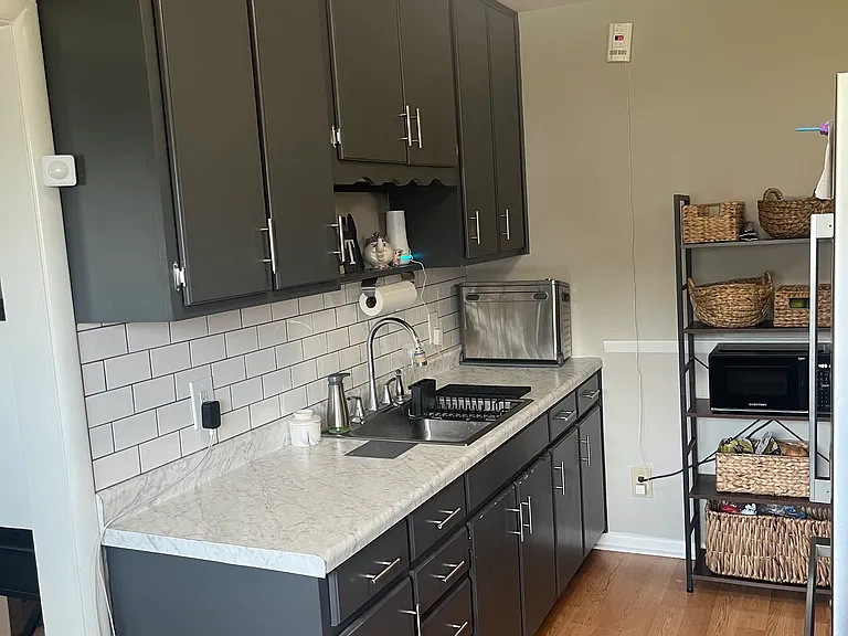 117 W Maple Ct E #EAST — Photo 6