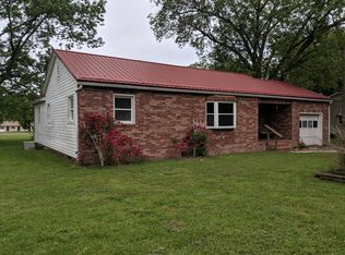 510 Wells St, Greenfield, MO 65661