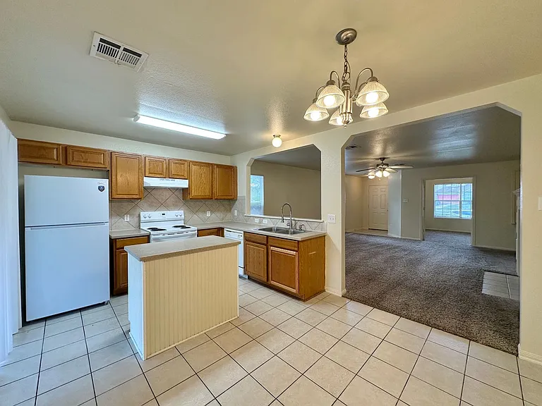 2602 John Porter Dr — Photo 9