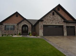 214 Stephanie Lynn Ct, Wentzville, MO 63385
