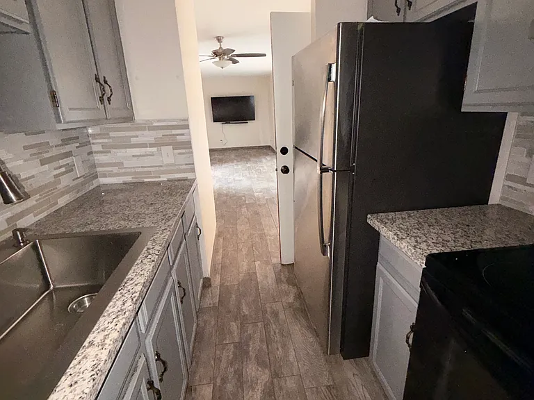2601 W Broadway Blvd #283 — Photo 8