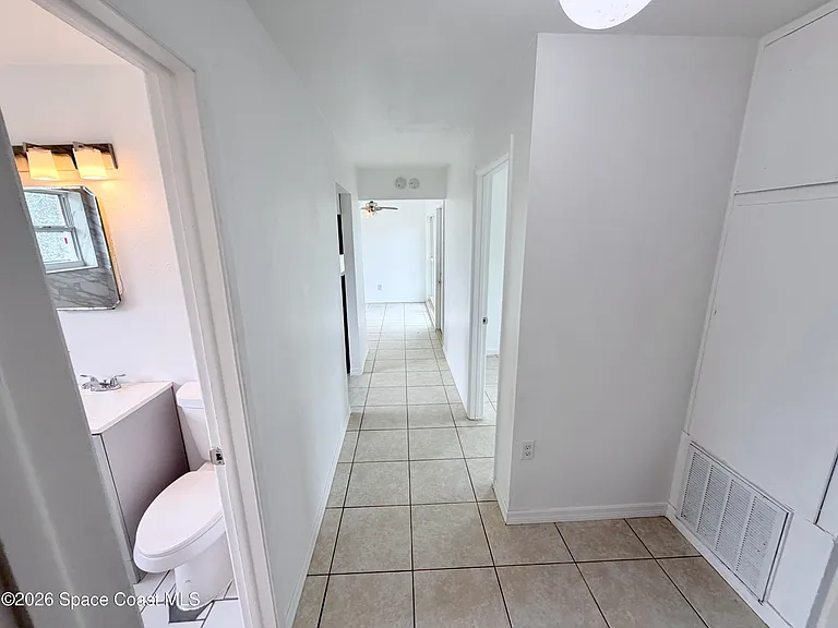 2107 Little John Rd — Photo 16