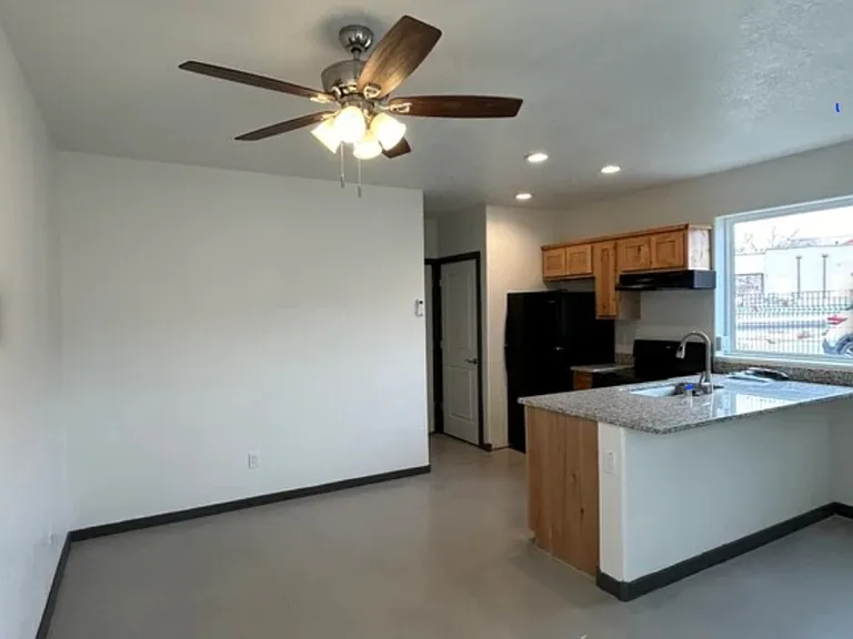 12710 San Jacinto Ave NE — Photo 4