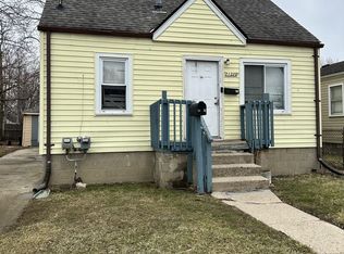 21220 Waltham Rd, Warren, MI 48089