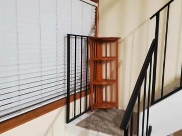 1827 Greenfield Ave APT 204