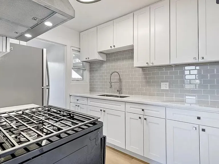 Kitchen Entrance
