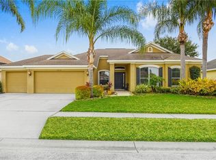 5210 Whispering Leaf Trl, Valrico, FL 33596