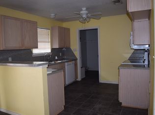 21450 Circle Dr, Chandler, TX 75758