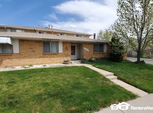 9752 Orangewood Dr, Denver, CO 80260