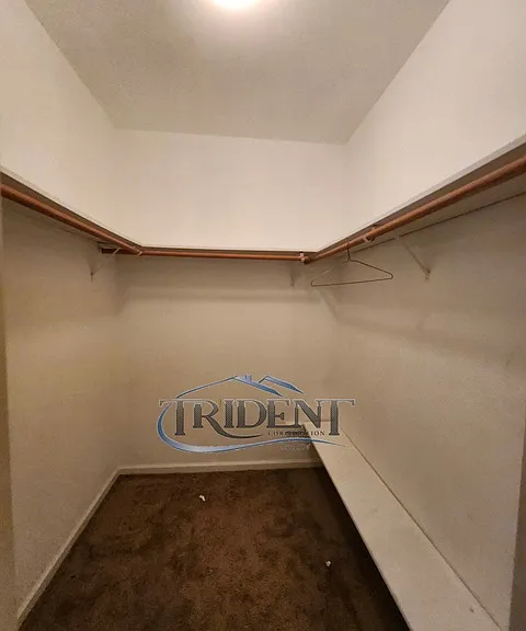 1105 Johnathan Dr — Photo 9