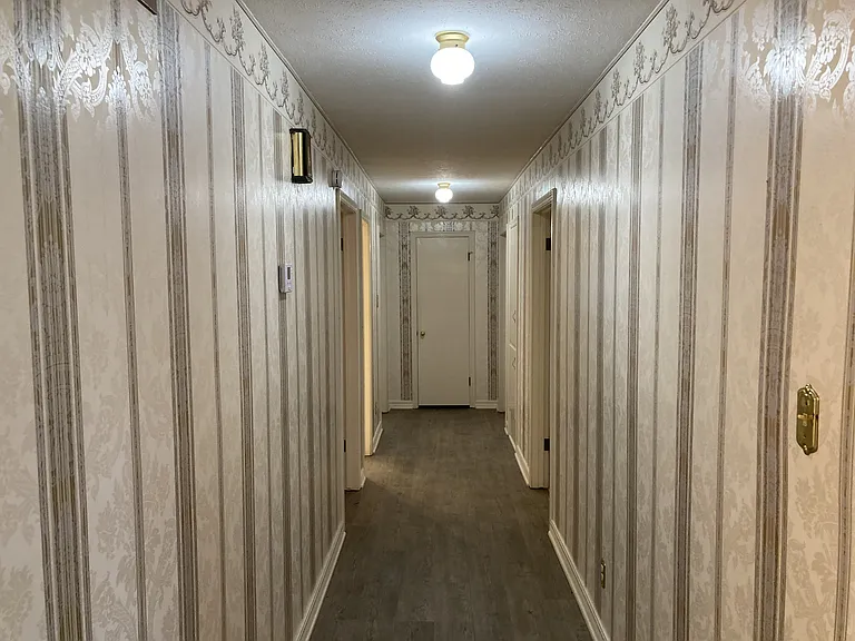 927 Skyline Dr — Photo 18