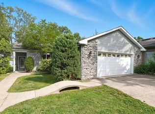 1506 Country Club Dr E, Warsaw, IN 46580