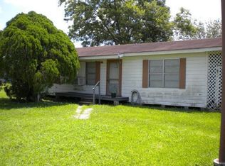 283 Klink Rd, Port Lavaca, TX 77979