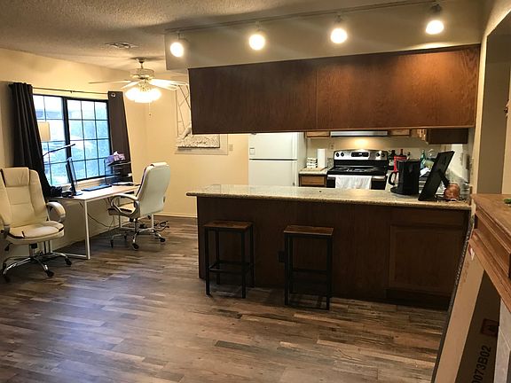 3rd image of 4140 Sanderling Cir Unit 443