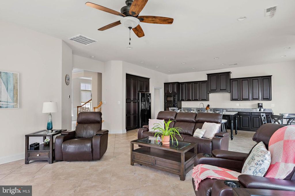 19492 Manchester Dr, Rehoboth Beach, DE - More