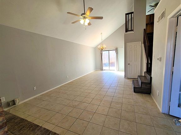 2nd image of 3415 Briaroaks Dr