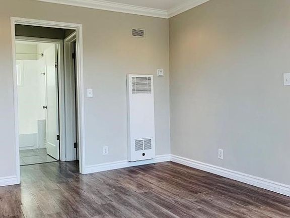 4th image of 1748 18th St #B
