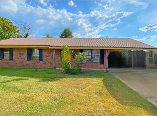 56 Bailey St, Durant, MS 39063