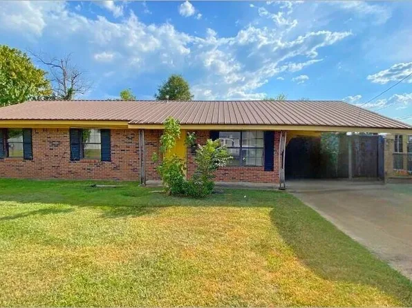 56 Bailey St, Durant, MS 39063