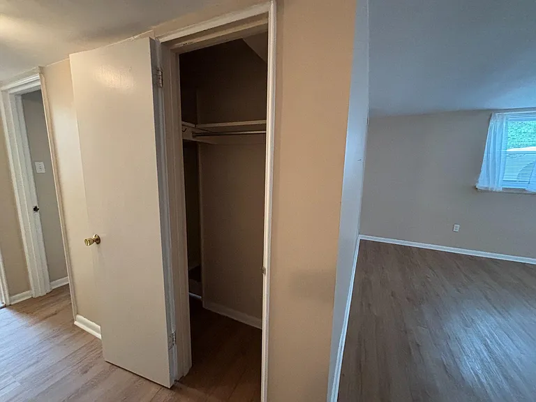 200 W Evergreen Ave #1B — Photo 14