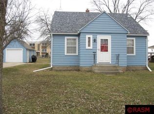 613 N 4th St, Le Sueur, MN 56058