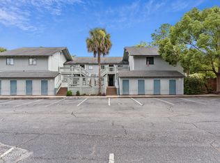 100 Blair Rd APT B7, Saint Simons Island, GA 31522