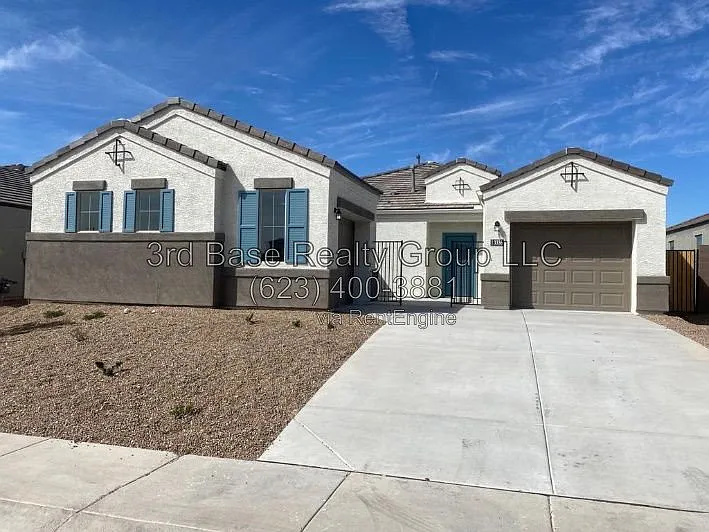 3 bed, 2.0 bath, 1804 sqft, $1,850 — Photo 1