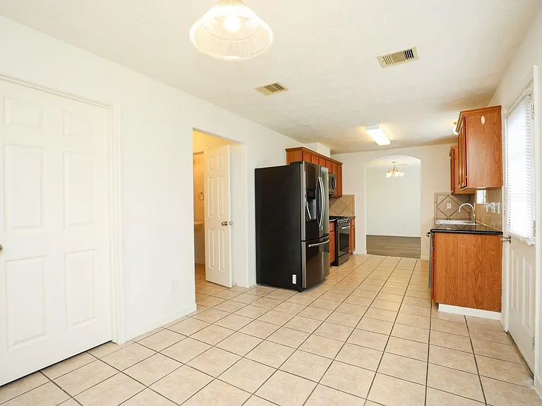 5007 Creekbridge Ct — Photo 16