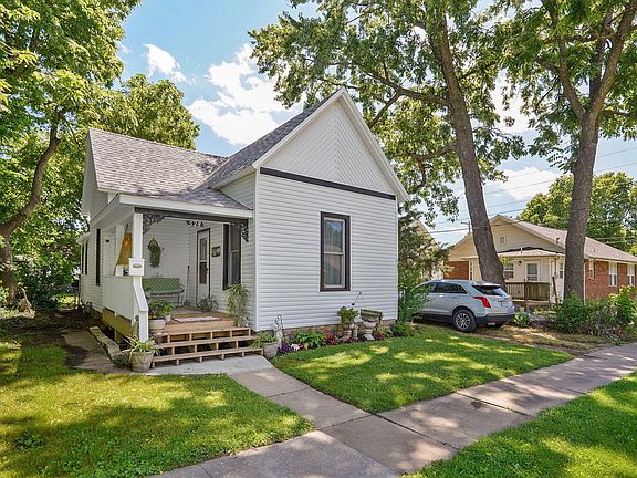 3rd image of 528 W Webster Street