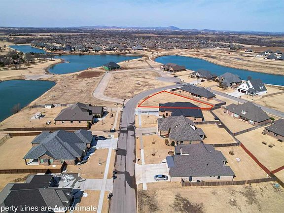 4th image of 4006 NE Water Edge Dr