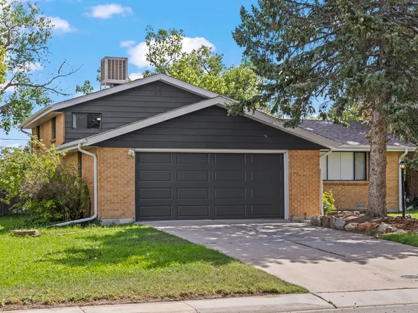 390 Scranton St, Aurora, CO 80011