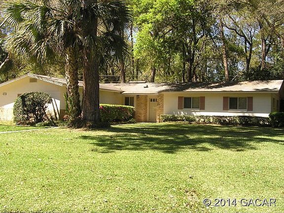 2nd image of 1826 NW 39th Dr