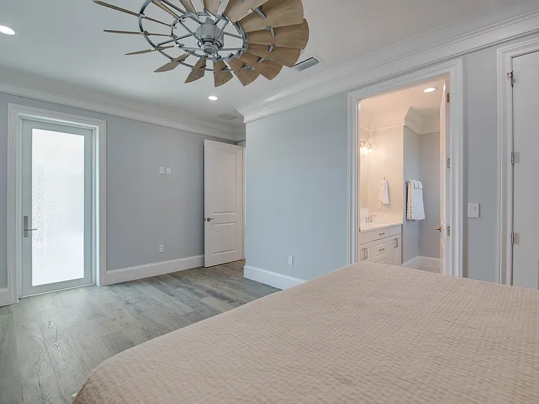 528 Bay Shore Dr — Photo 54