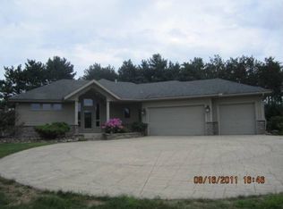 427 Highland Vw, Houlton, WI 54082