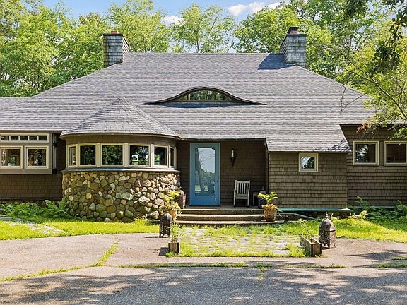 4th image of 2465 French Lake Rd