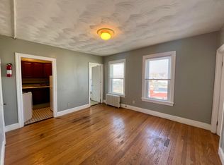 836 Main St UNIT 3R, Pawtucket, RI 02860