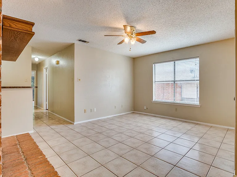 4817 Fletcher Ave — Photo 30