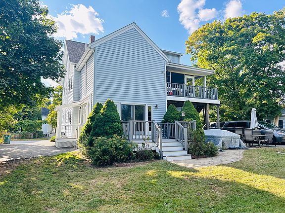 3rd image of 79 Temple St #1