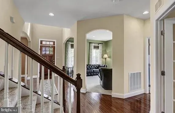 997 Powder Horn Dr — Photo 3