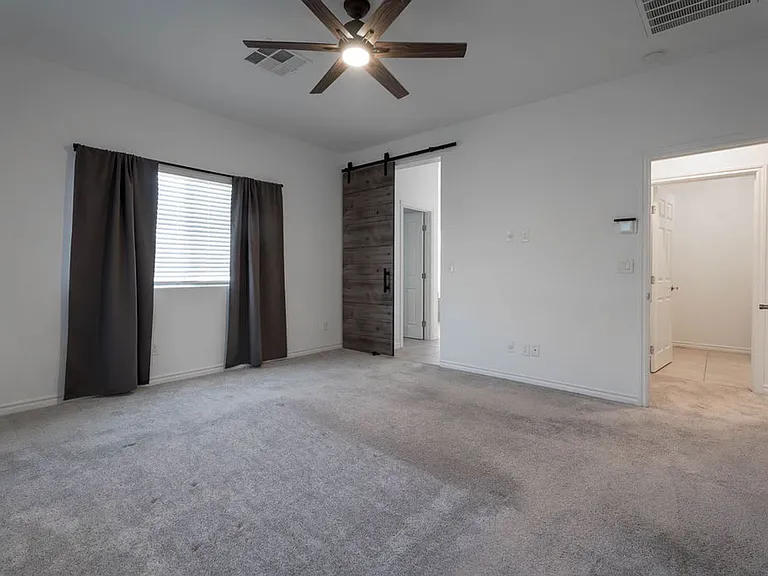 7126 Calvert Cliffs St — Photo 22