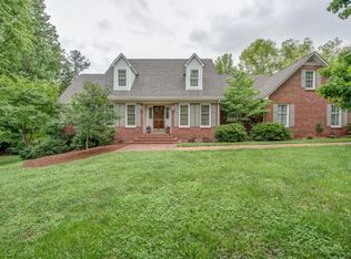 703 Sandhurst Dr, Kings Mountain, NC 28086